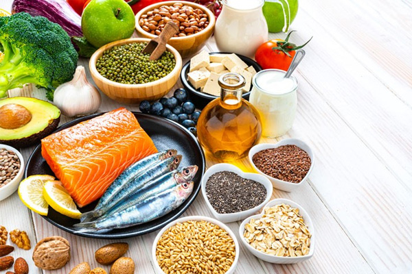 Bệnh nhân nên ăn bổ sung các loại thực phẩm chứa sắt, vitamin A, E, C…
